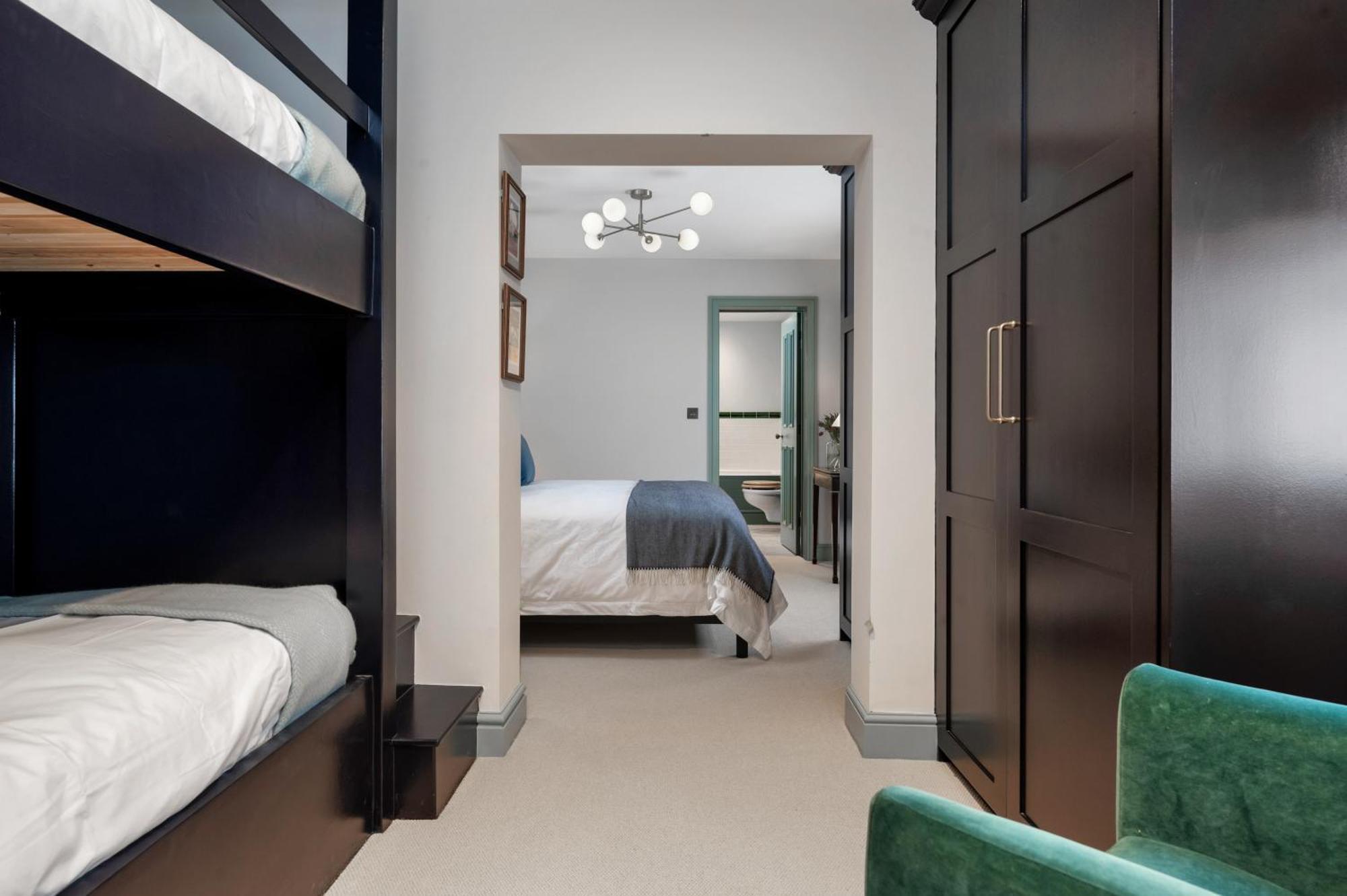 Отель The Nevill Arms Medbourne Экстерьер фото