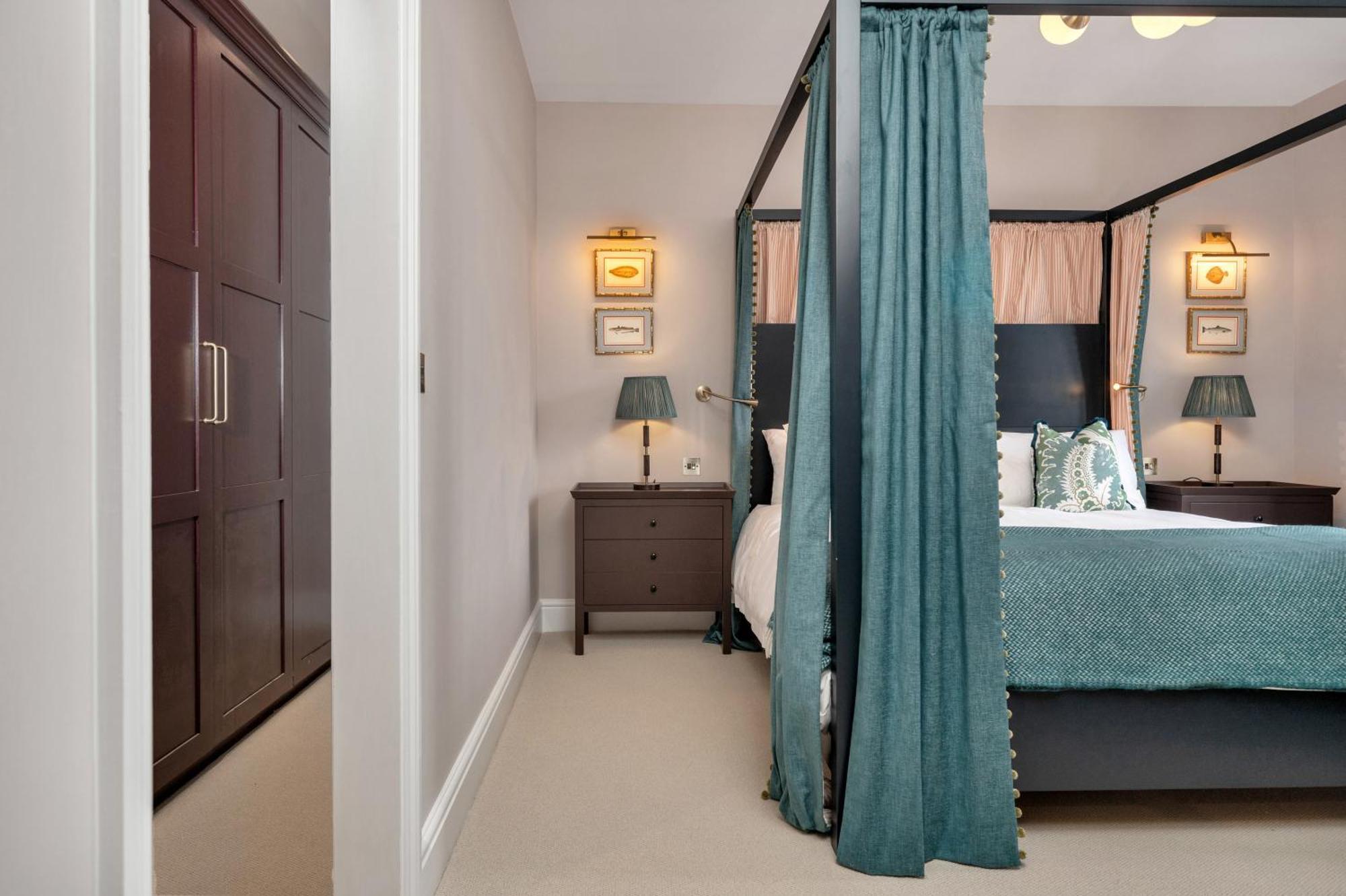 Отель The Nevill Arms Medbourne Экстерьер фото